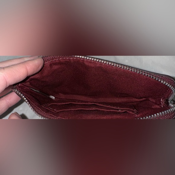 NWOT Boxed Corner Coach Women's Corner Glitter Wallet Burgundy Red Leather - Picture 4 of 9